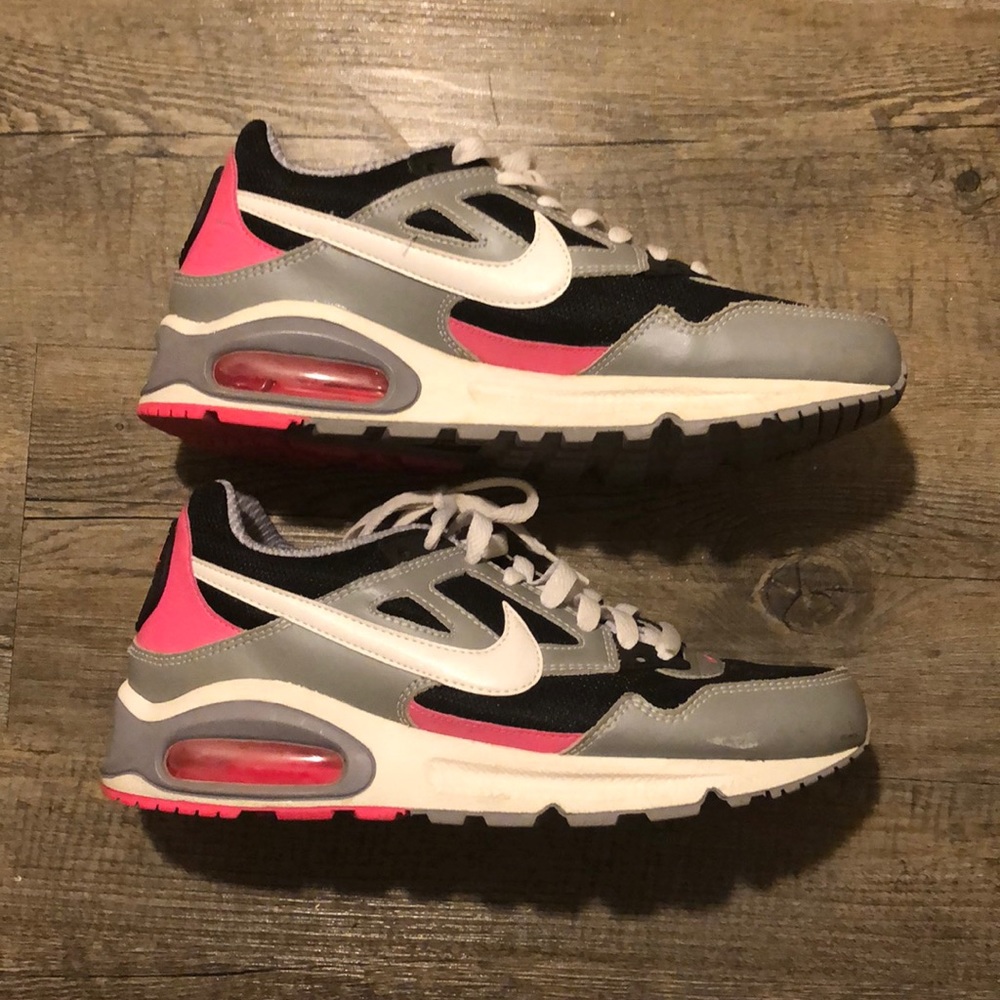 Nike Air Max Skyline Athletics West Edition